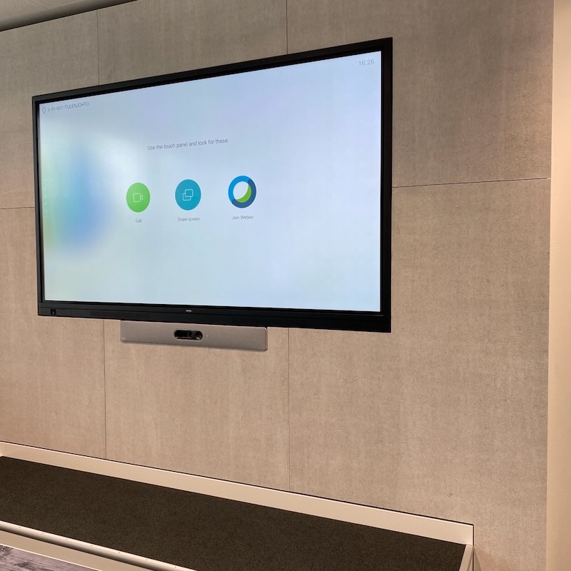 Presson Oy WallCabin Custom - Näyttökaluste