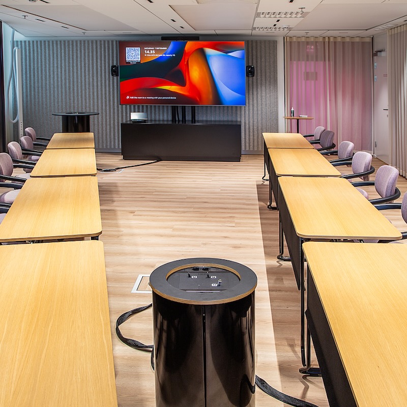 Presson Oy Move Round - Esityskaluste musta viimeistely